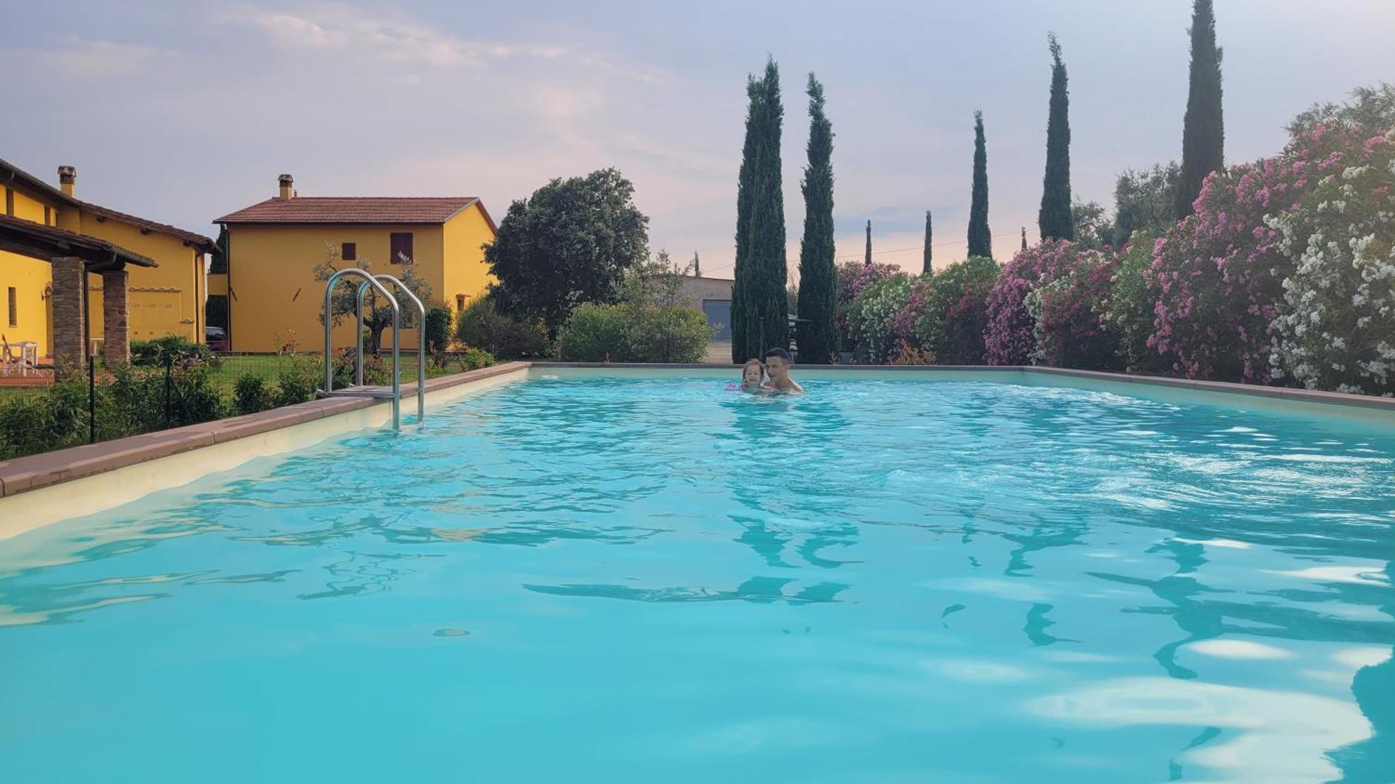 Agriturismo Podere Casalone Limite المظهر الخارجي الصورة